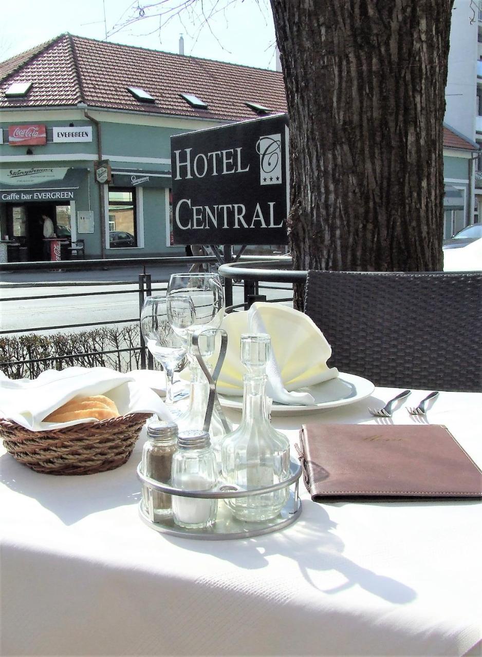 Hotel Central Slavonski Brod Esterno foto