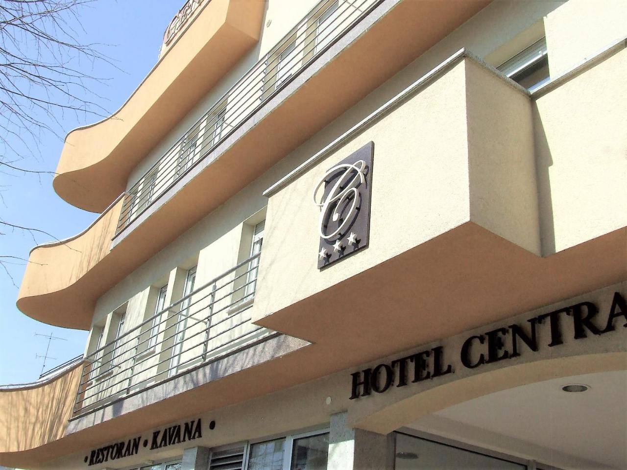 Hotel Central Slavonski Brod Esterno foto